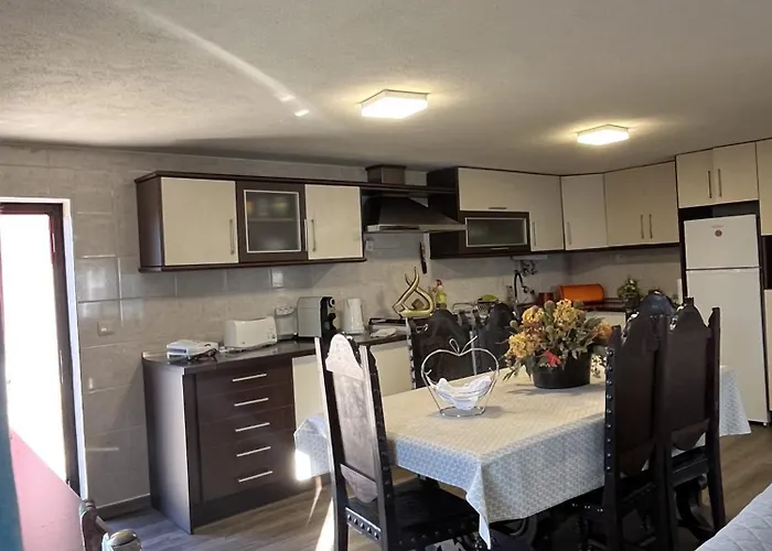 Casa Dos Pinheiros - Serra Da Estrela * Penhas da Saúde